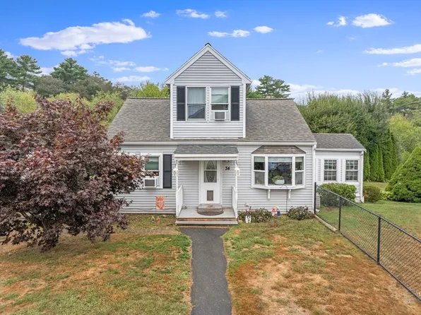 34 Shore Ave, Lakeville, MA 02347