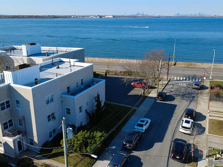 525 Beach 138th St #A2 — Photo 12