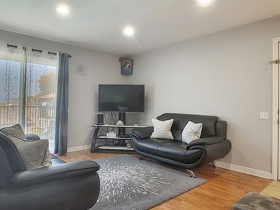 4th image of 1490 Naranca Ave Unit 10