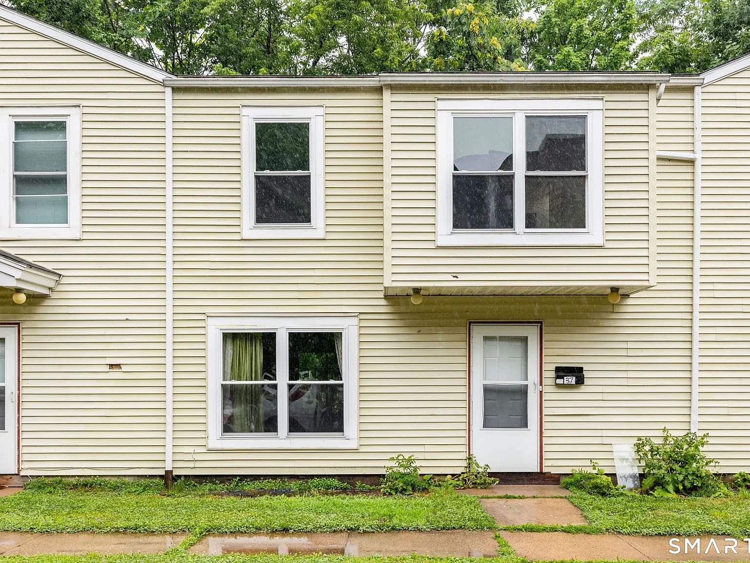 3 bed, 1.5 bath, 1204 sqft, $1,875 — Photo 1