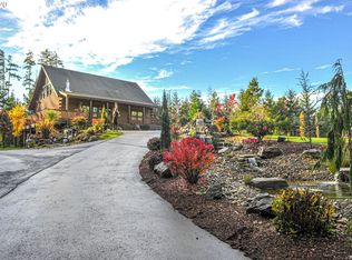 68962 Shorepine Dr, North Bend, OR 97459