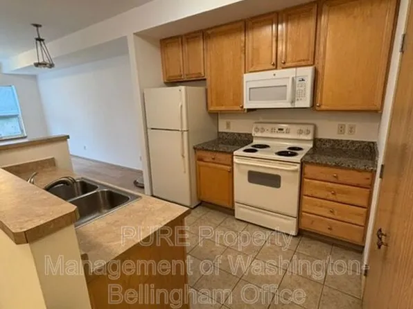 516 Darby Dr Unit 210, Bellingham, WA 98226