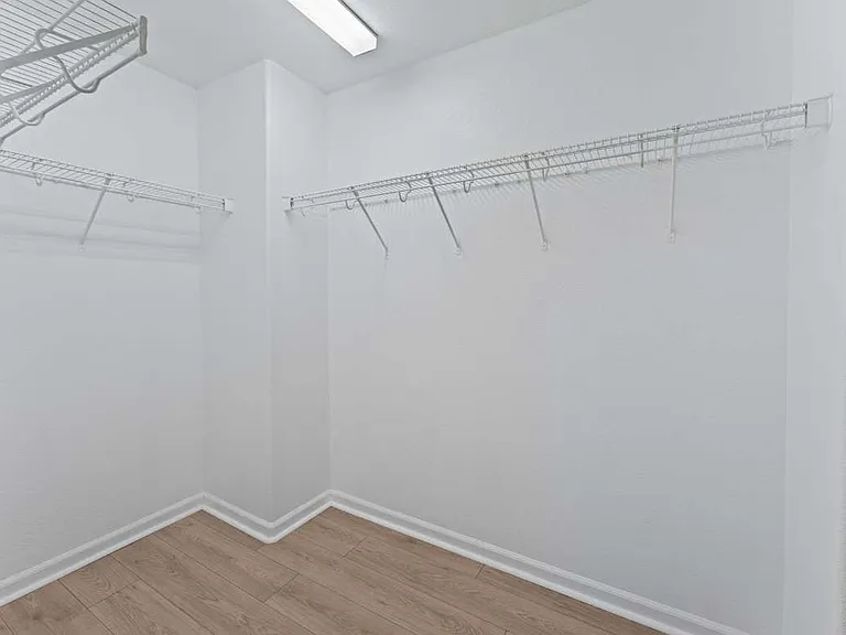 301 Candela Cir — Photo 12