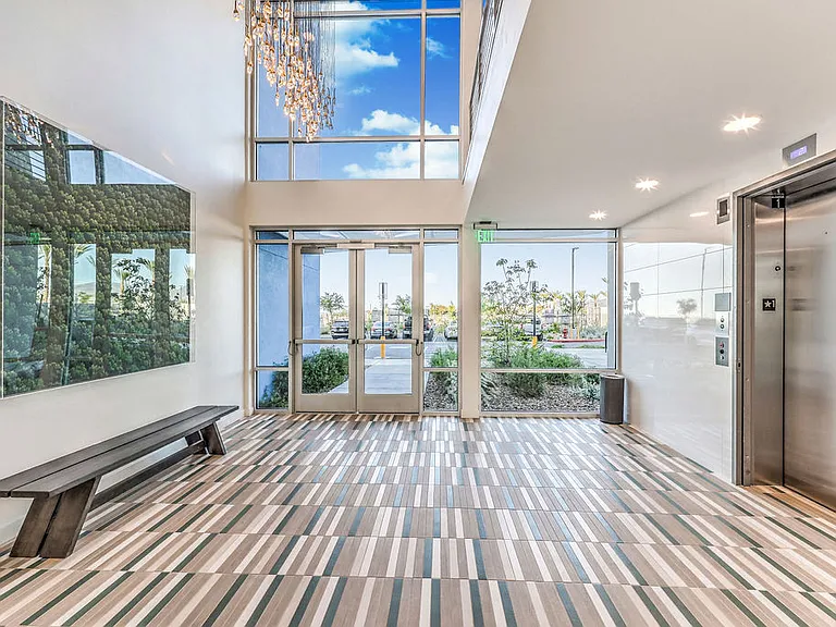 Ariva Luxury Residences — Photo 45