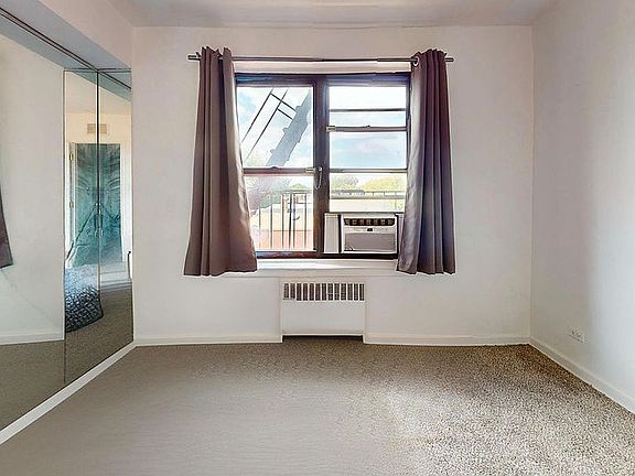 5th image of 1478 E 28th St #4Q