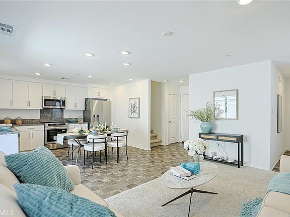 2nd image of 7486 Olive Grove St