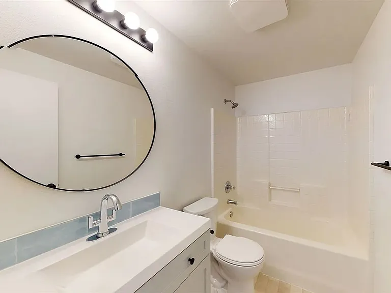 Meadowlark Townhomes — Photo 16
