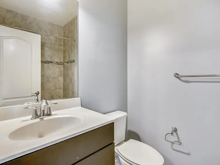 1st Floor Bedroom Bath