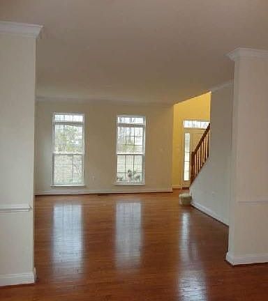 5th image of 2715 Carrington Ct