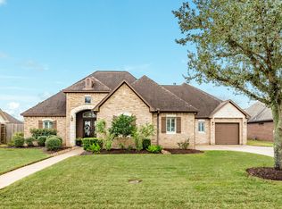 110 Spanish Oak Cir, Lake Jackson, TX 77566