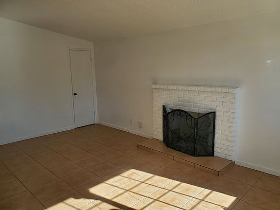 4th image of 2790 W Luna Dr