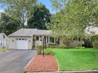 161 Dyer Ave, Emerson, NJ 07630