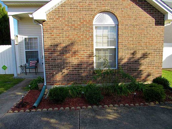 4th image of 3505 Park Ridge Dr