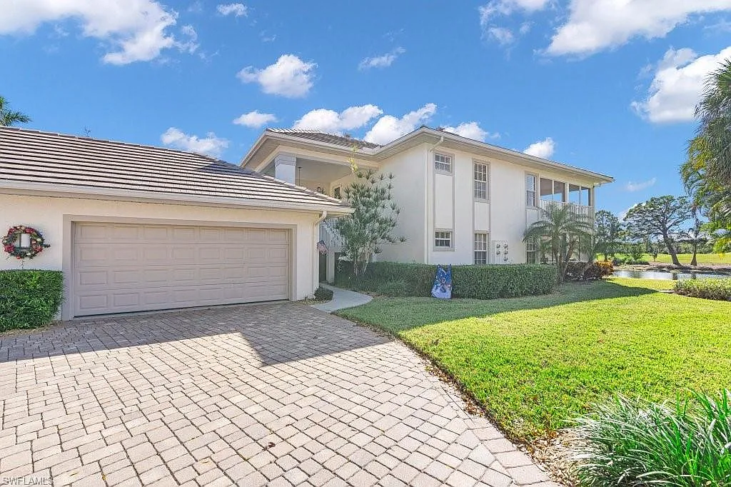 2 bed, 2.0 bath, 1332 sqft, $5,800 — Photo 1