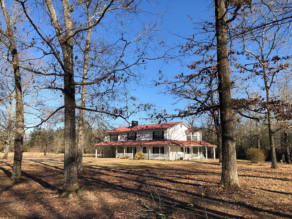 Country home on beautiful wooded lot