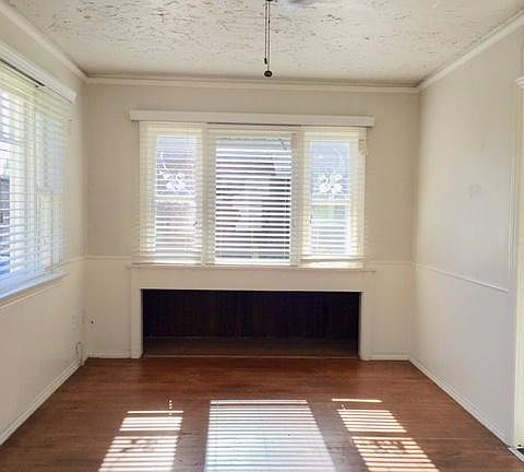 4th image of 3552 Madison Ave