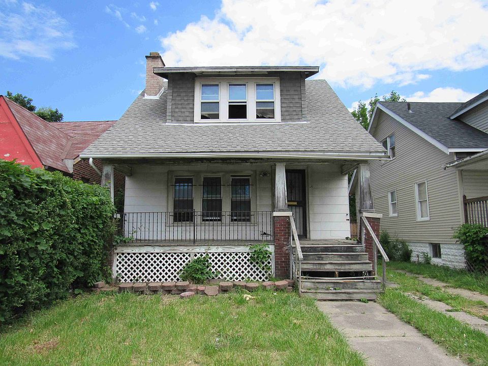 979 E Hollywood
