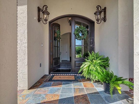 3rd image of 3511 Broadmoor Blvd