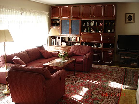 LR before, furnished