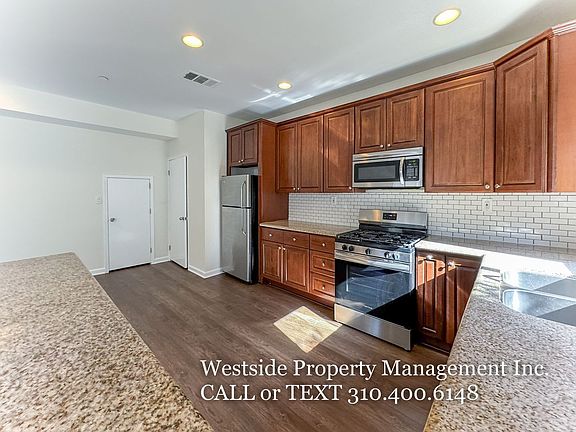 3rd image of 6146 Aldama St #6150