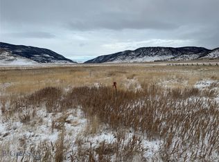 Jumping Rainbow Rd, Livingston, MT 59047