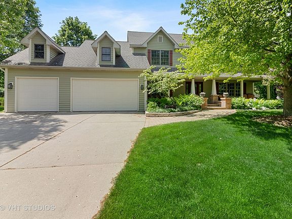 2nd image of 1236 Gerry Ct