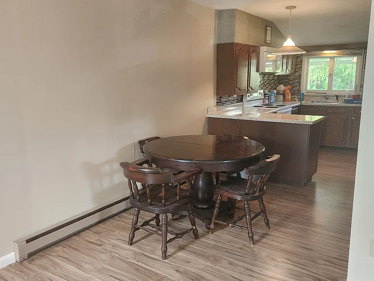 399 S Main St #2 — Photo 9