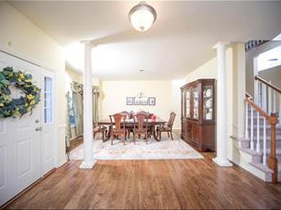 5th image of 2822 Eagle Nest Ln