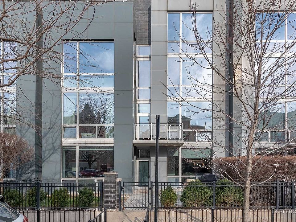 1st image of 1841 S Calumet Ave APT T3