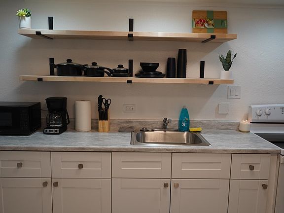 3rd image of 111 Kahului Beach Rd APT C116