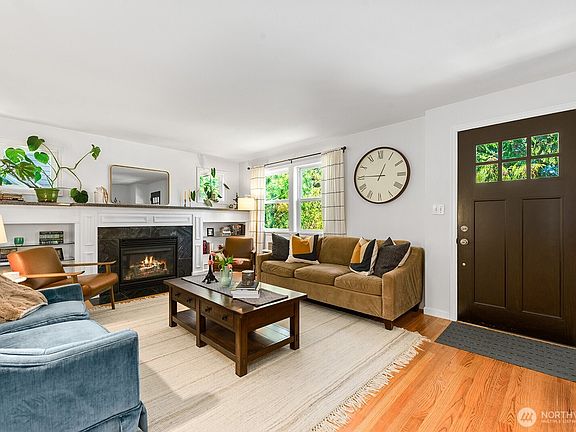 4th image of 3907 SW Ida Street