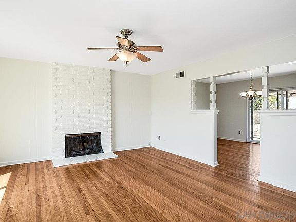 3rd image of 8654 Anrol Ave