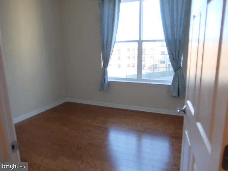 1132 Halifax Pl — Photo 21