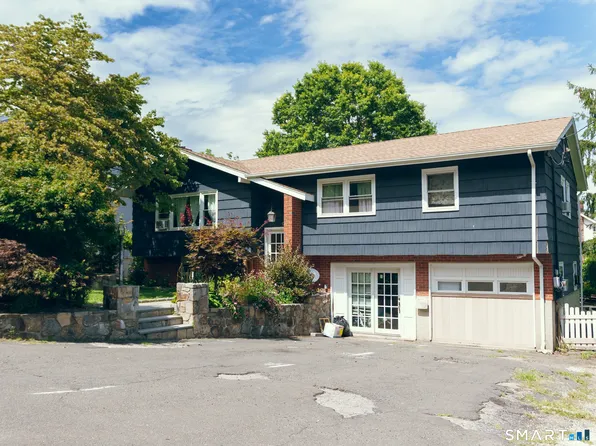 4 Perkins Street, Danbury, CT 06810