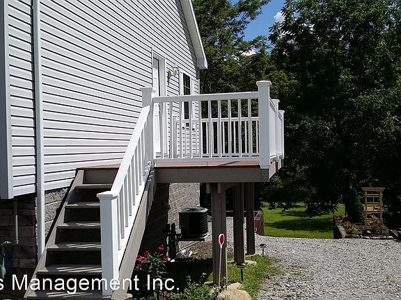 3rd image of 3676 Finleyville Elrama Rd