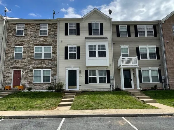 18 Zaharias Dr, Martinsburg, WV 25405