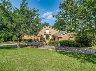 604 Candlewood Rd, Fort Worth, TX 76103