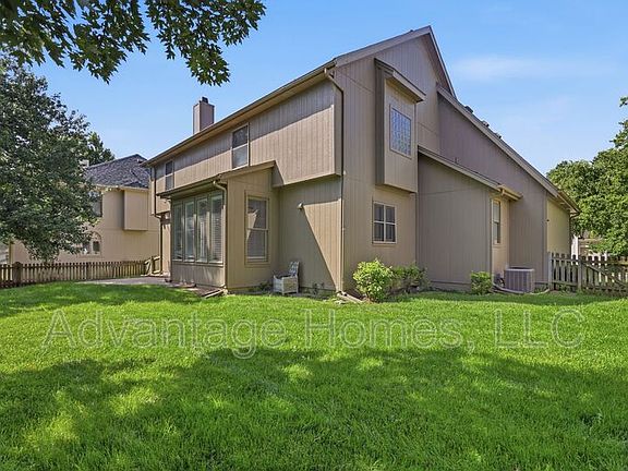 5th image of 14117 Parkhill Ln