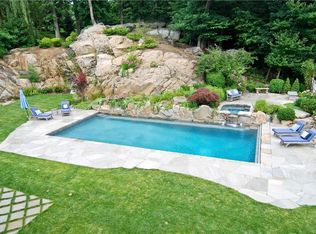 87 Stonewall Cir, West Harrison, NY