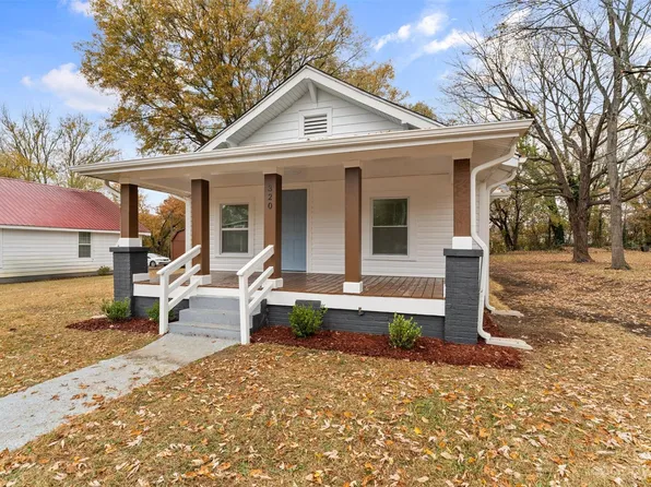 320 26th St SW, Hickory, NC 28602