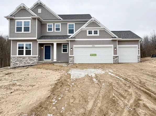 5952 Valley Point Dr SE, Caledonia, MI 49316