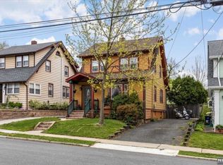 32 Catalpa Ave, Hackensack, NJ 07601