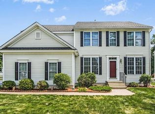 4 Eagle Rock Ter, South Grafton, MA 01560