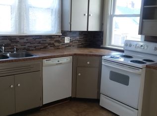 2410 1st Ave NE, Cedar Rapids, IA 52402