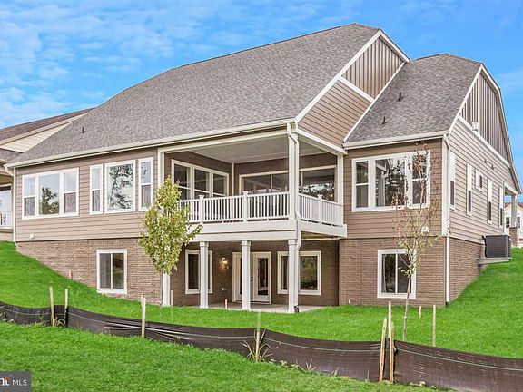 4th image of 114 Witherod Ct
