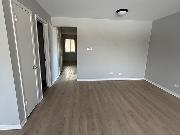 4th image of 550 Eichler Dr #3N