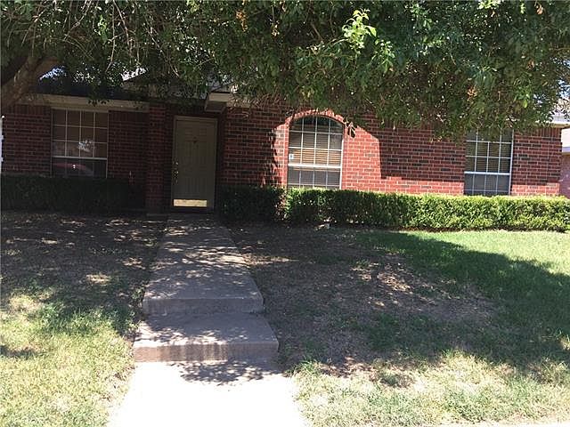 1st image of 1061 Glencrest Dr