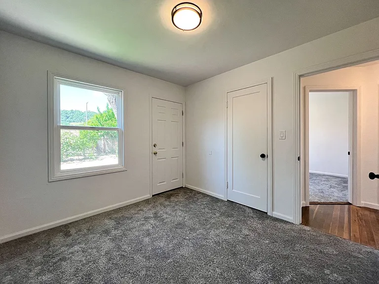 49 Archer Ave — Photo 17