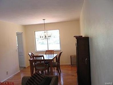 3rd image of 10321 Roscommon Dr