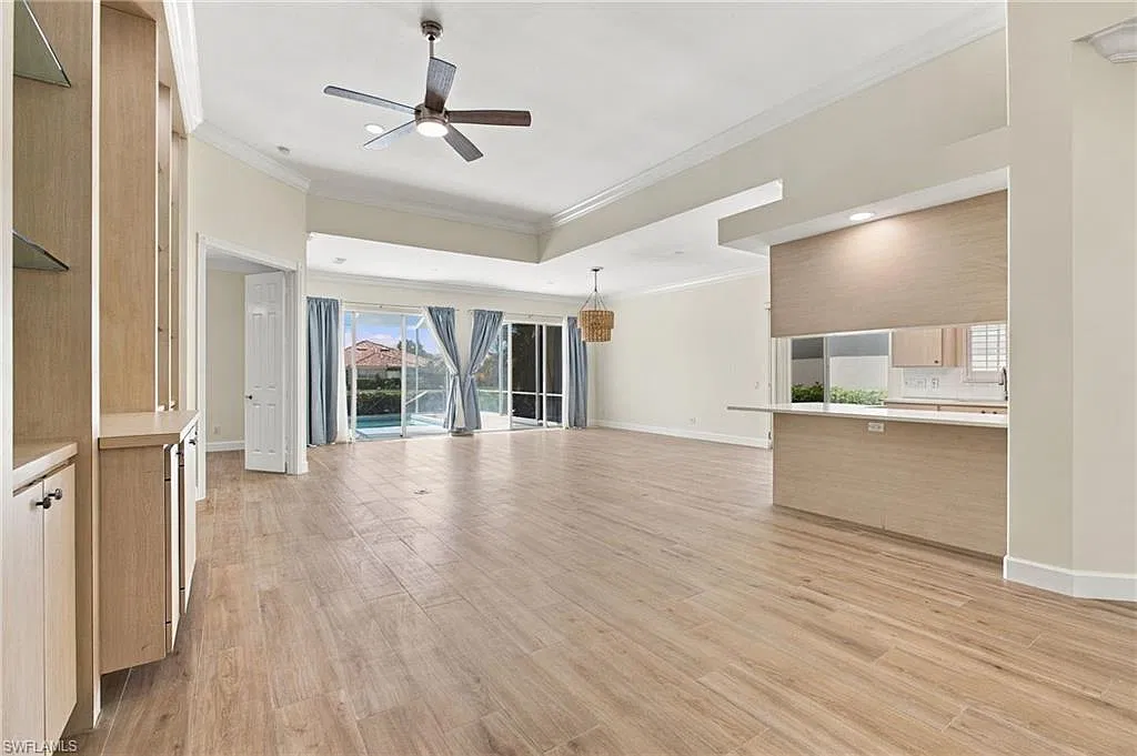 3 bed, 2.0 bath, 2181 sqft, $3,995 — Photo 4